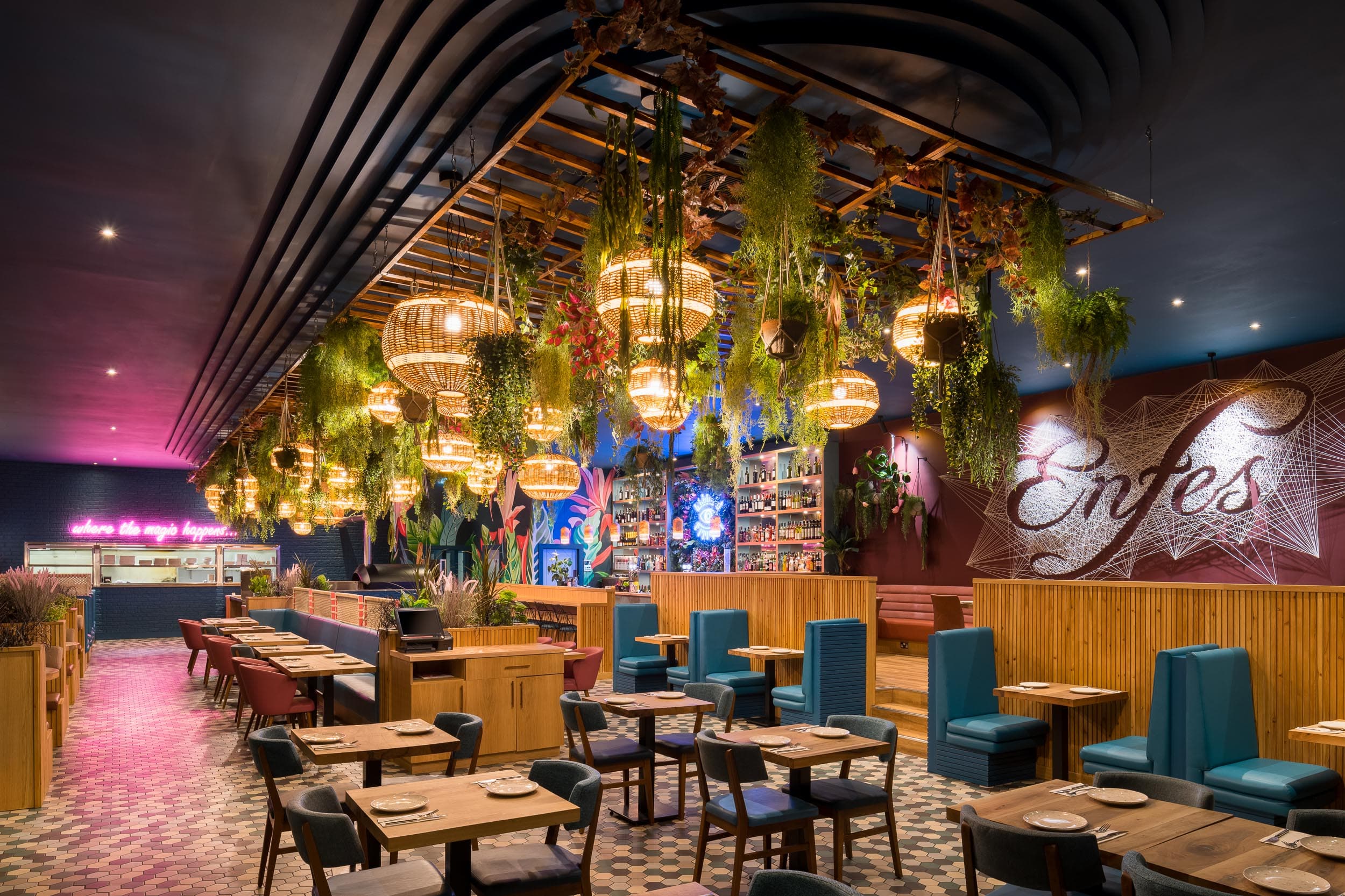 Enfes Restaurant