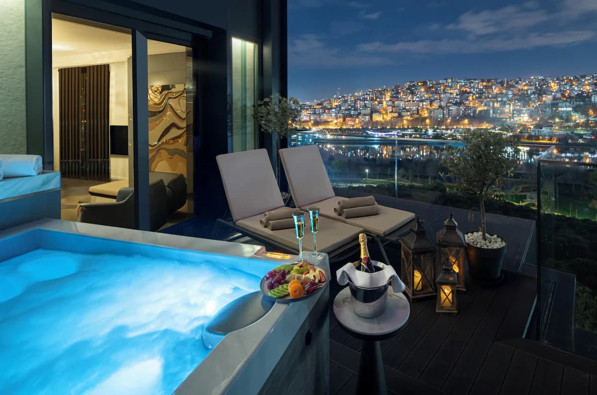 Mövenpick Hotel Golden Horn - 5